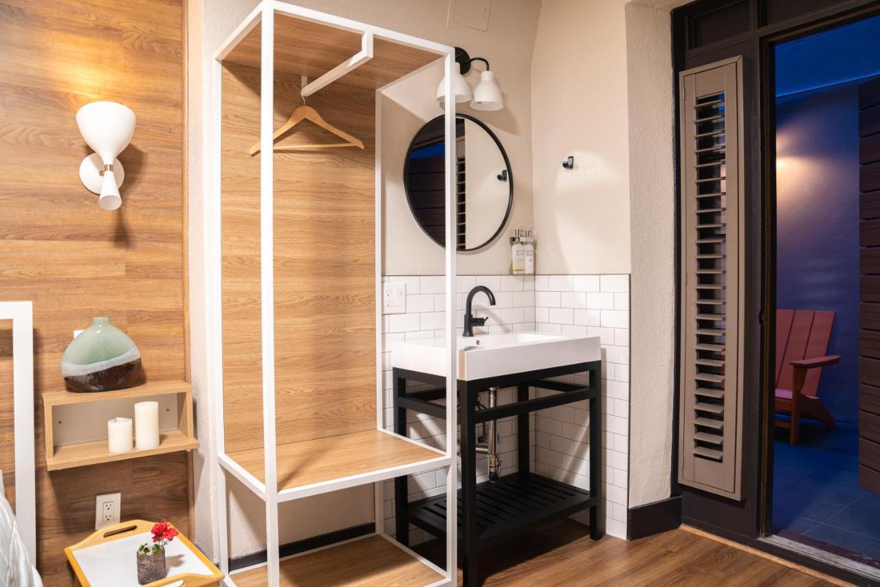 Amsterdam Hostel *
