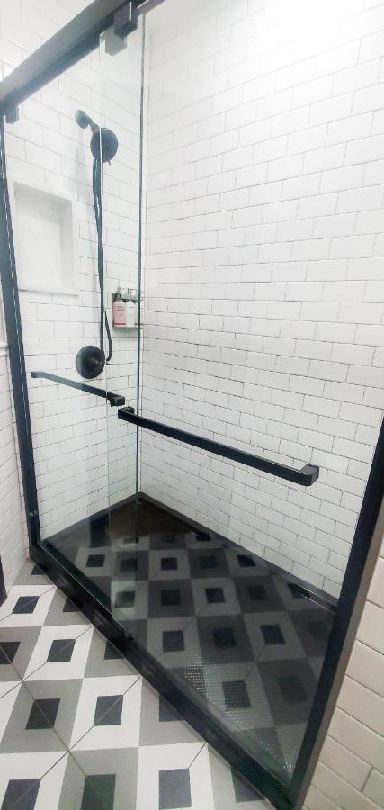Amsterdam Hostel *